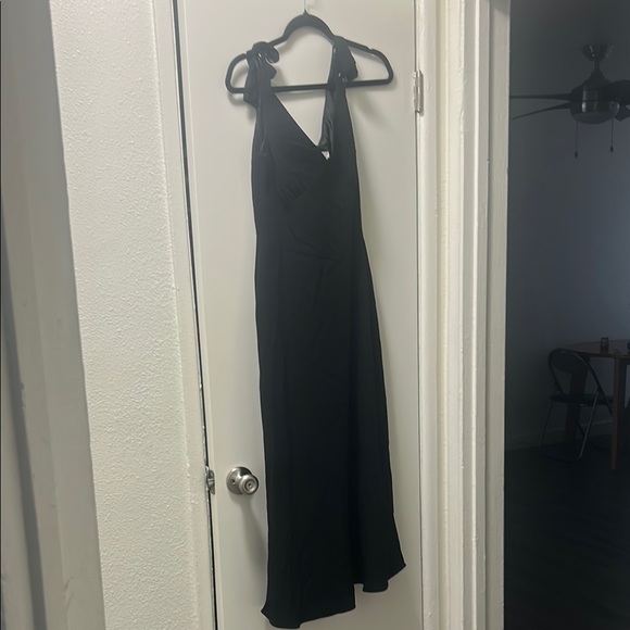 Studio I Black Sleeveless Sheath Dress - Picture 3 of 4